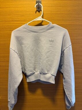 ALO Yoga Cropped Crew Sweatshirt in Pale Blue WORN ONCE.